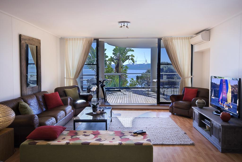Breaker Cove - Stylish 2 Bed With Pool And Gym Apartment *