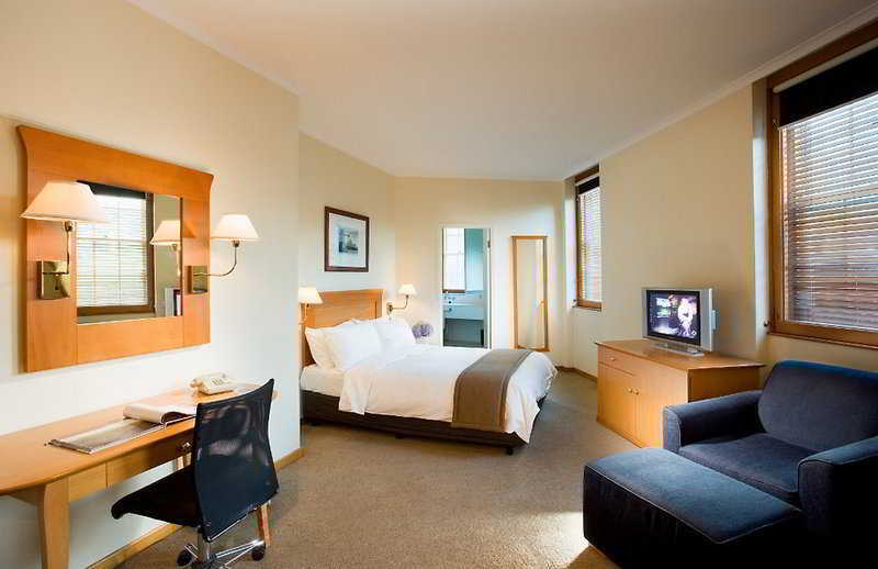 Holiday Lodge Hotel Apartment *