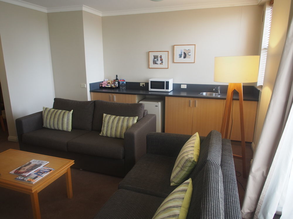 Rydges North Hotel