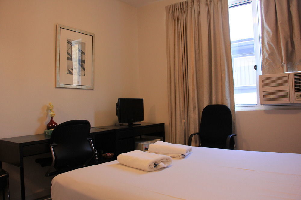 Greenwich 4*