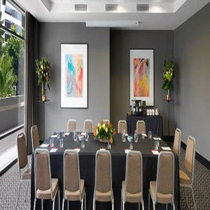 Aparthotel Adina Airport 4*