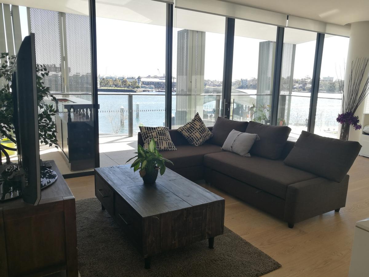 Barangaroo Waterview Luxury Apartment Sydney