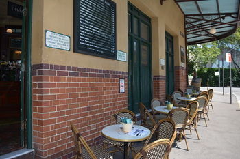 Australian Heritage Hotel