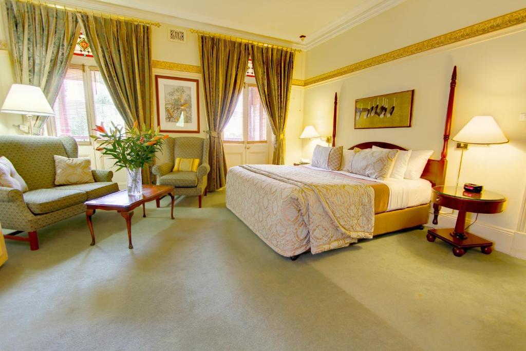 Simpsons Of Potts Point Hotel Sydney