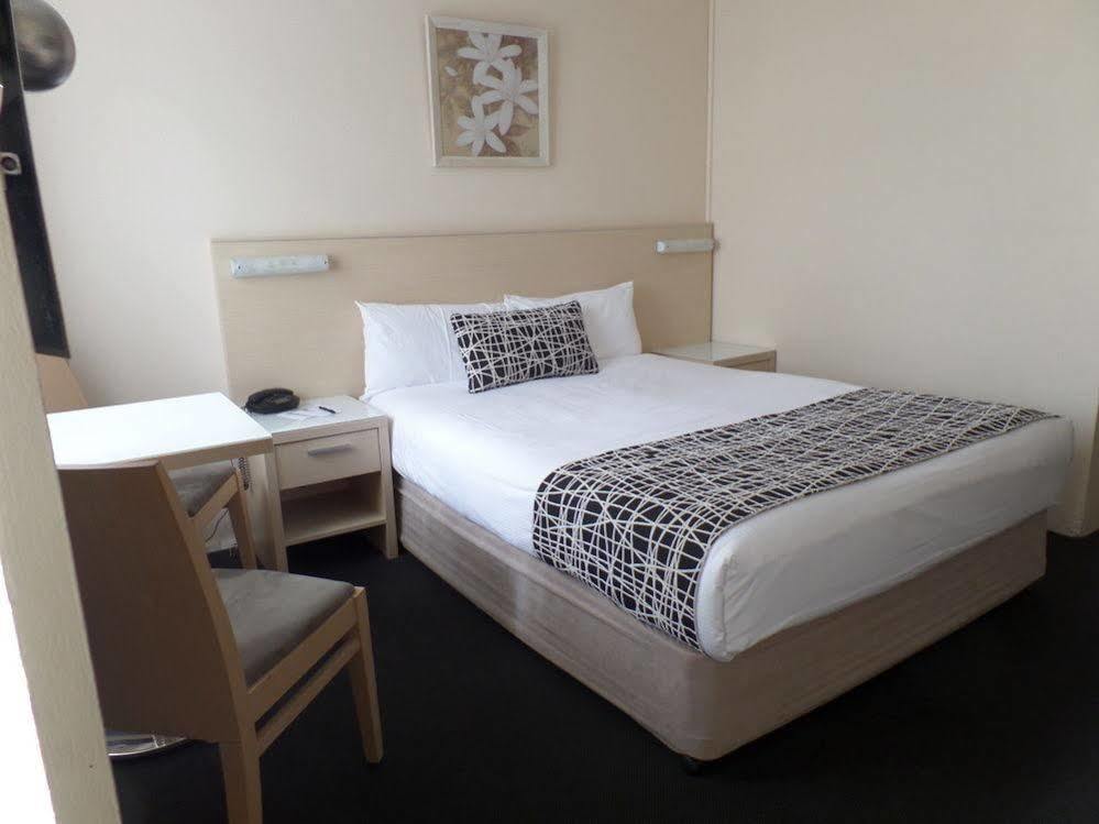 Ashfield Philip Motel