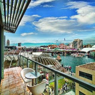 Holiday Lodge Hotel * Sydney
