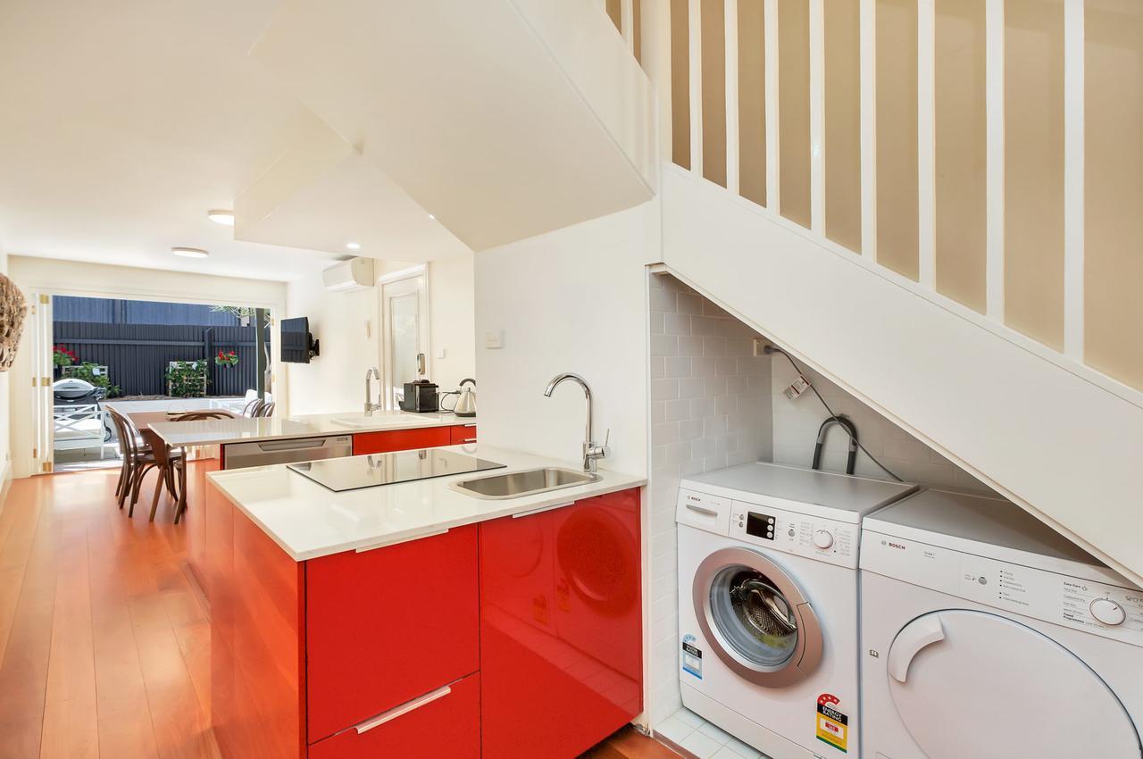 Leafy Terrace Apartment Sydney