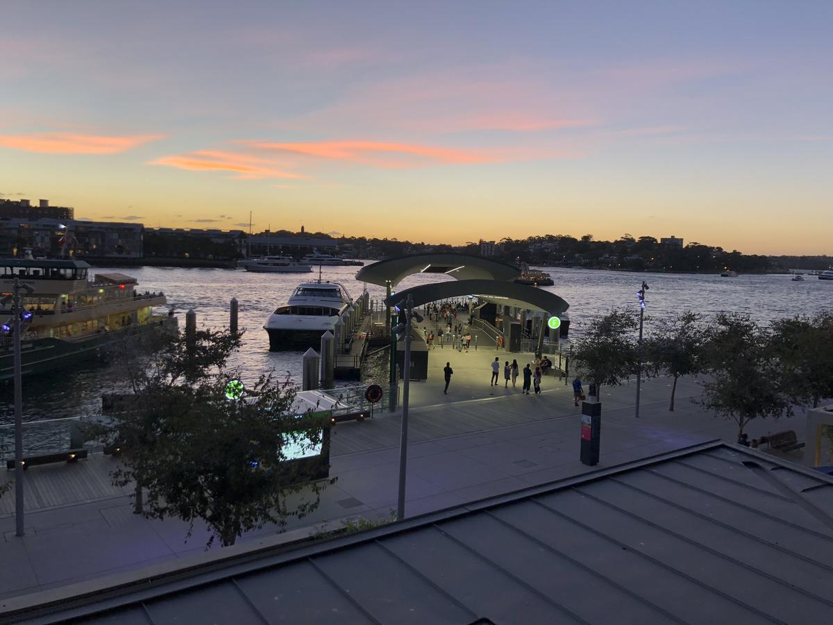 Barangaroo Waterview Luxury Apartment *