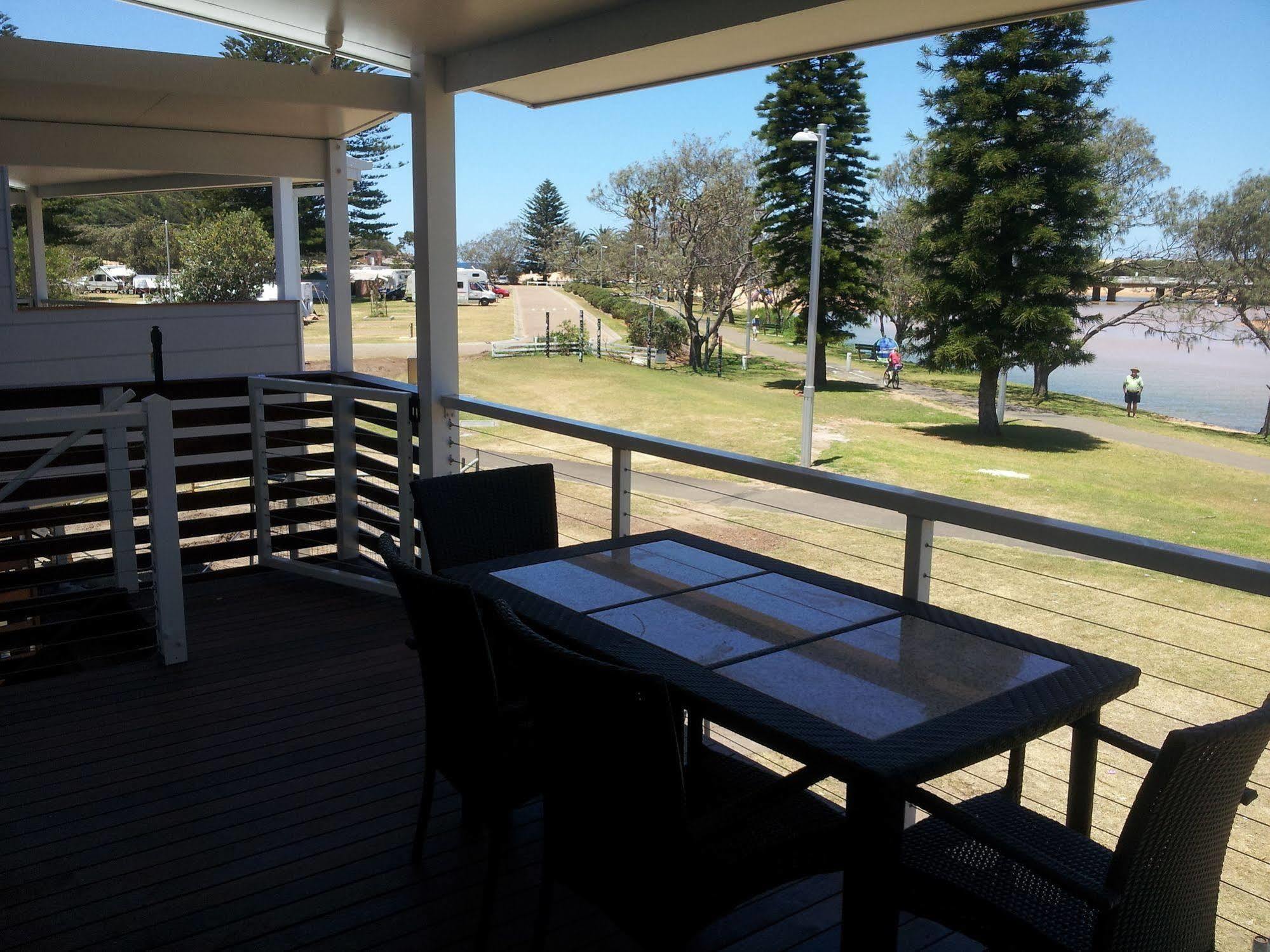 Big4 Lakeside Hotel 4*