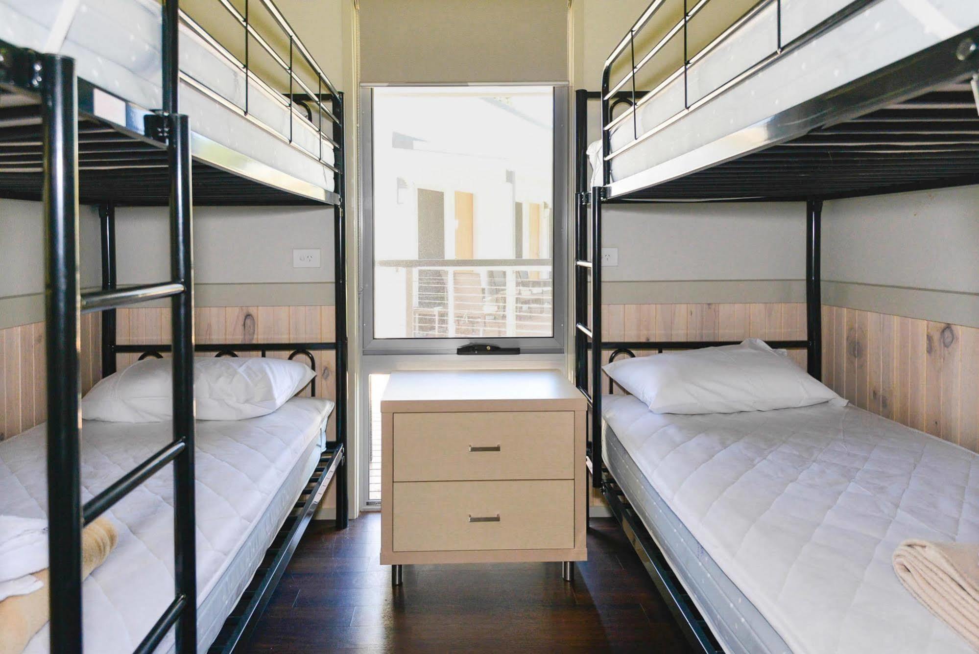 Hotel Big4 Lakeside 4*
