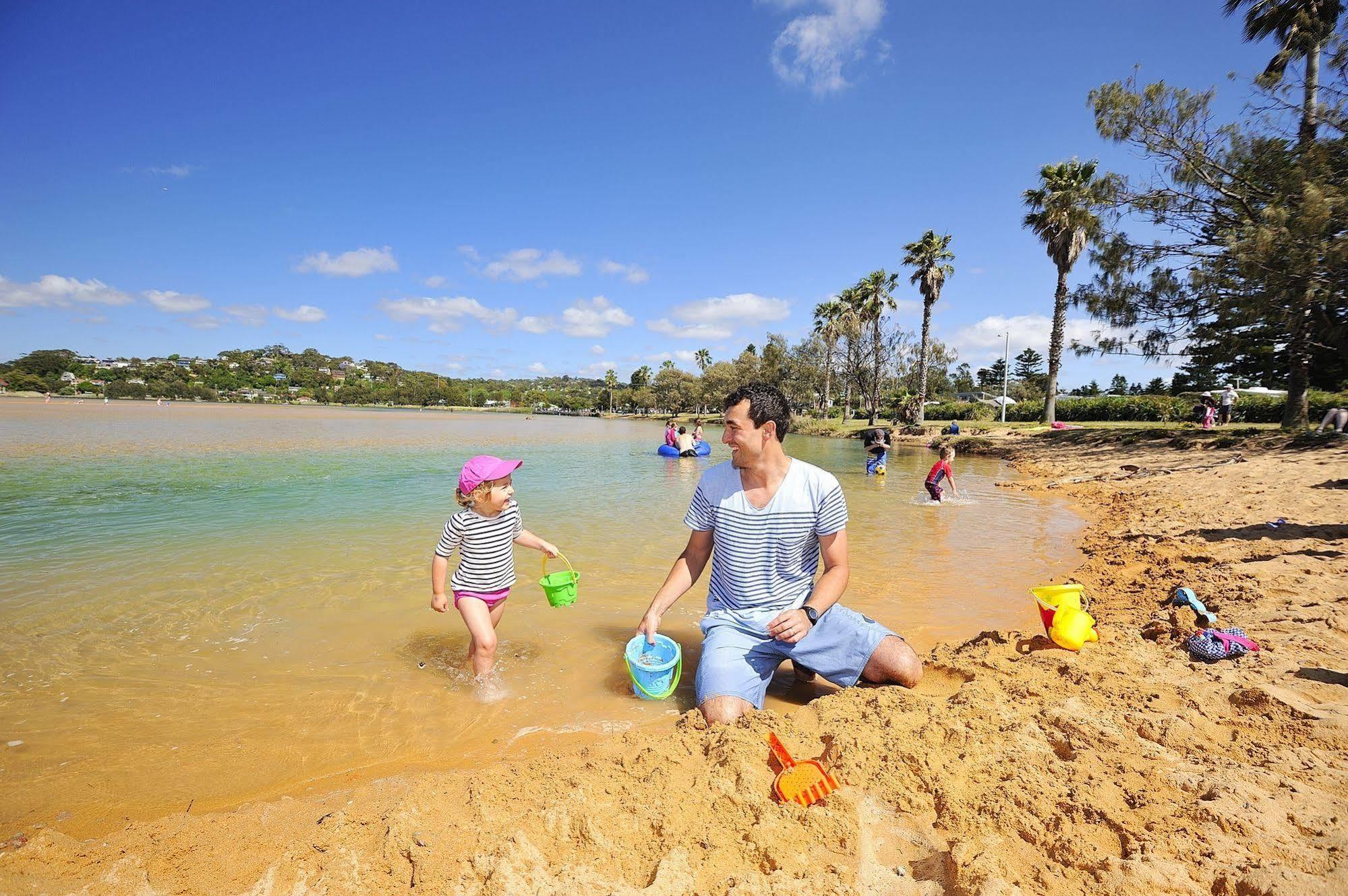 Big4 Lakeside Hotel Sydney