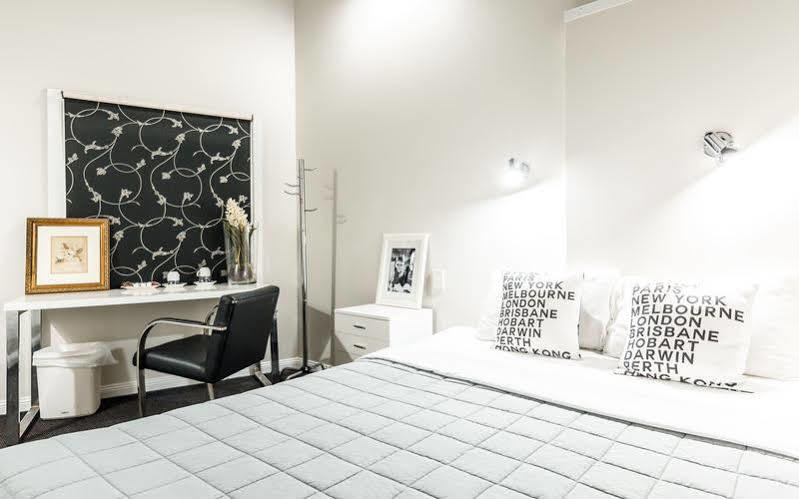 Airport Hotel 3*