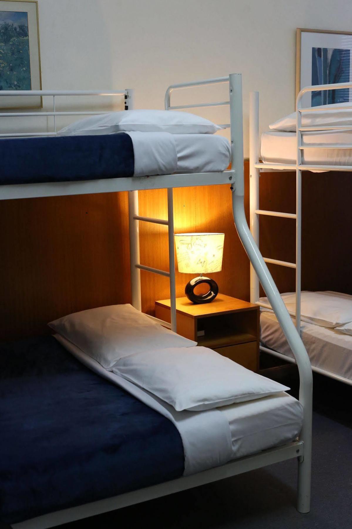 Holiday Lodge Hotel Apartment *