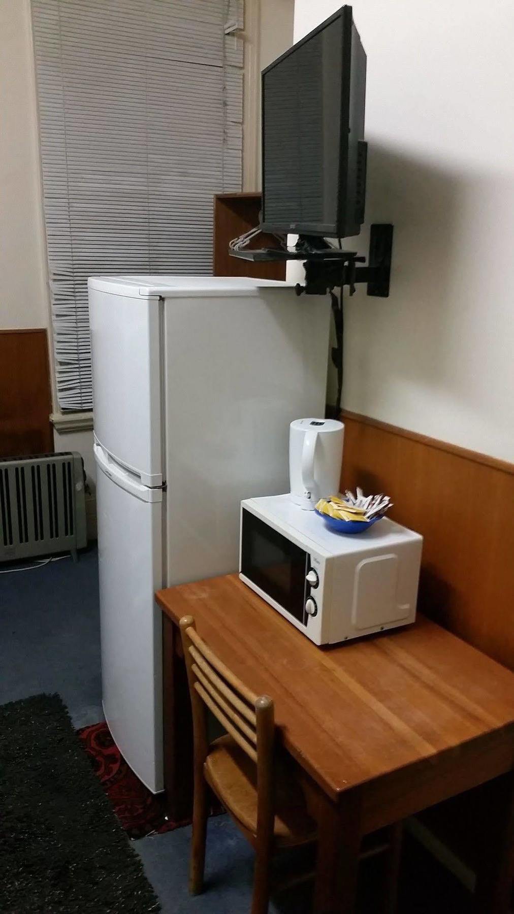 Holiday Lodge Hotel Apartment Sydney