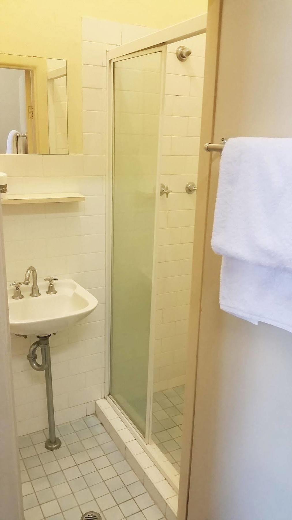 Holiday Lodge Hotel Sydney
