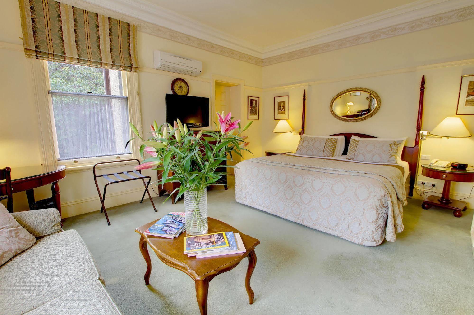 Hotel Simpsons Of Potts Point Sydney
