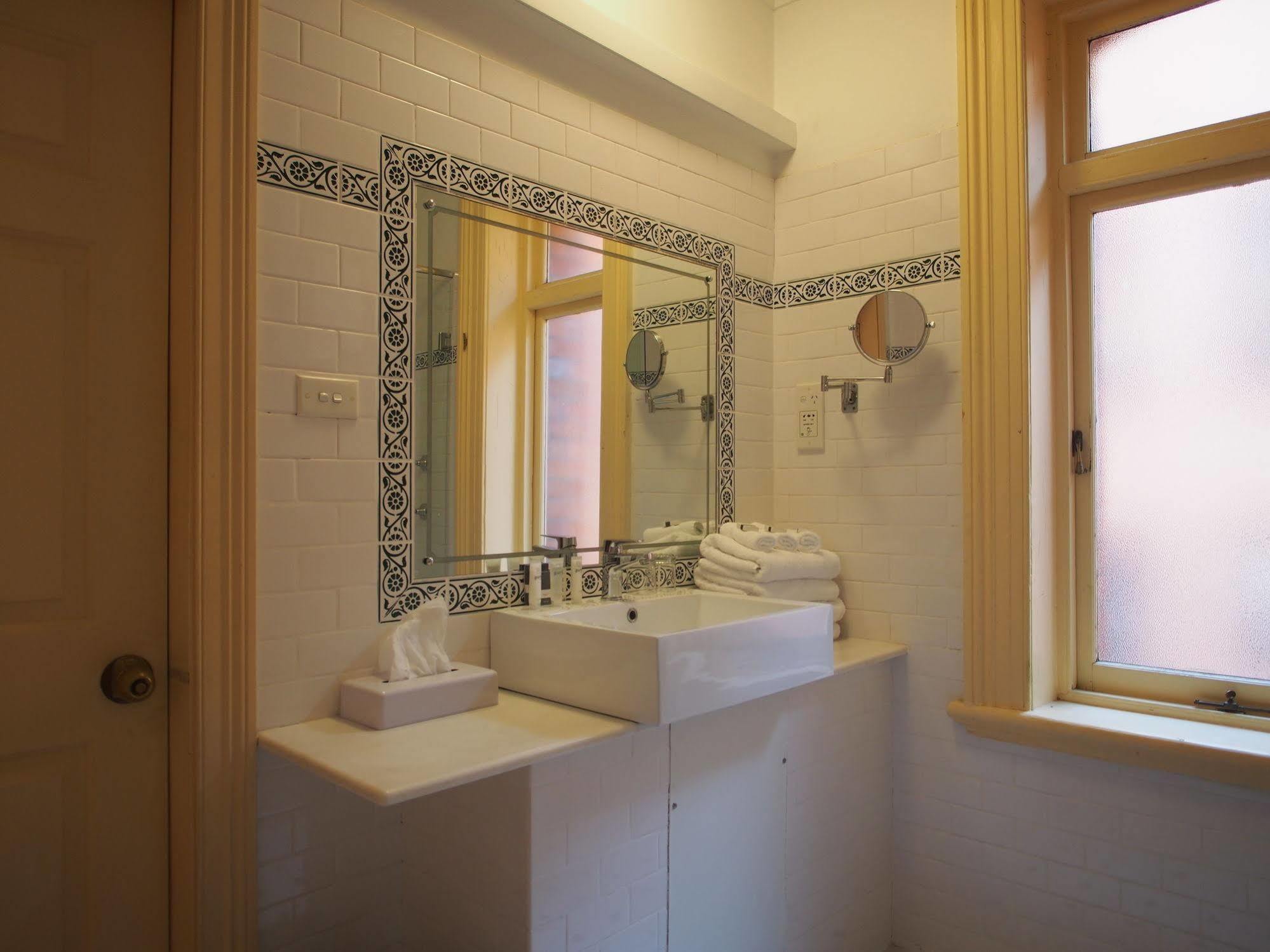 Hotel Simpsons Of Potts Point
