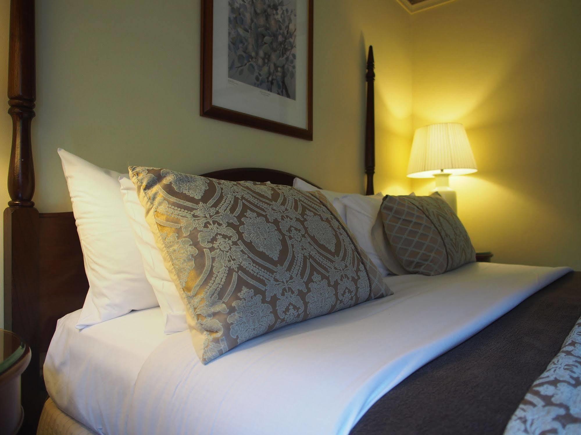 Simpsons Of Potts Point Hotel
