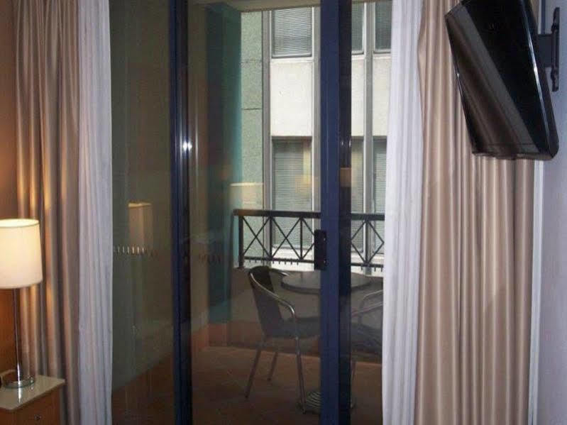 Adina Serviced Martin Place Aparthotel