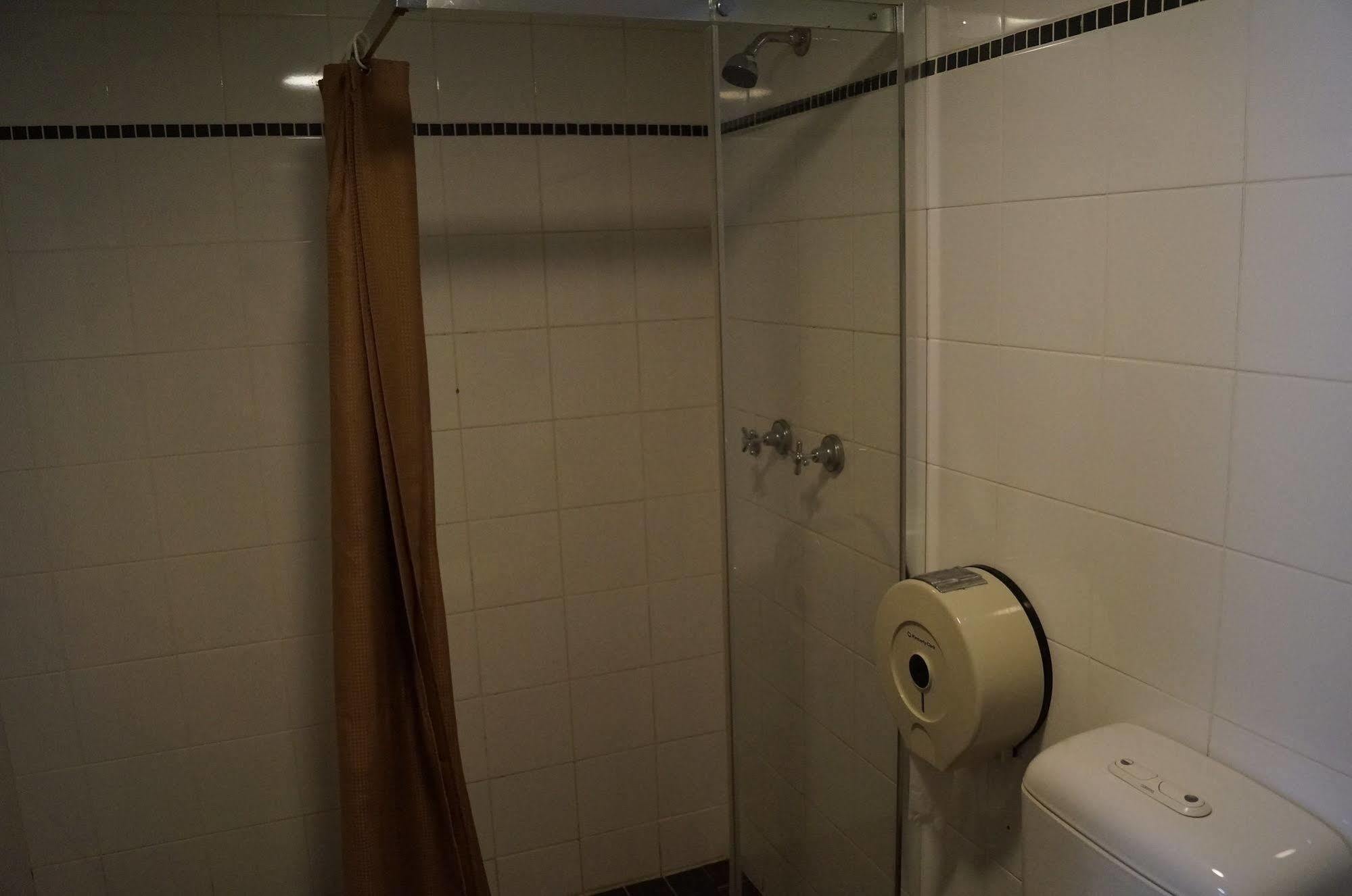 Big Backpackers Hostel