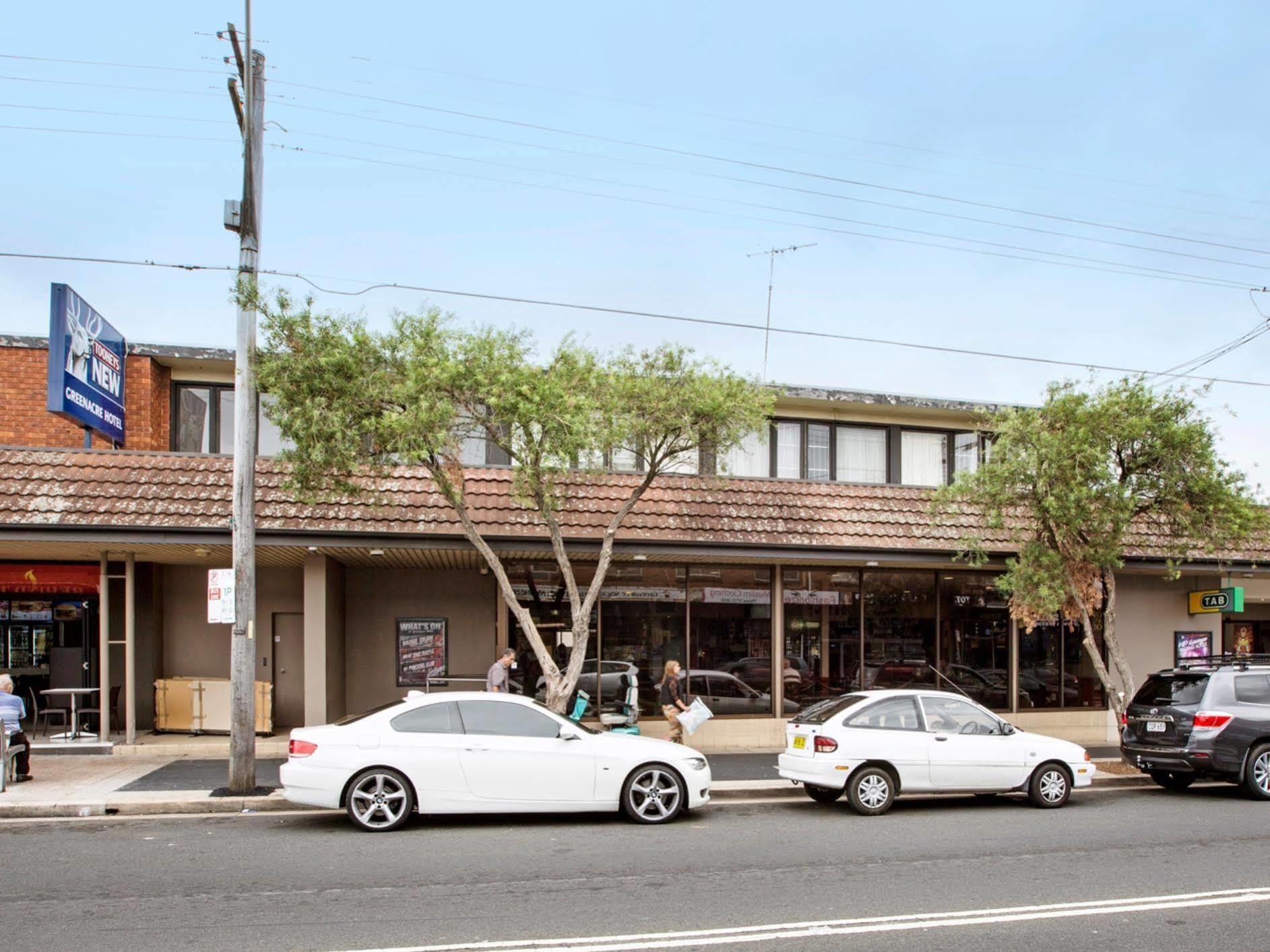 Greenacre Hotel 3*