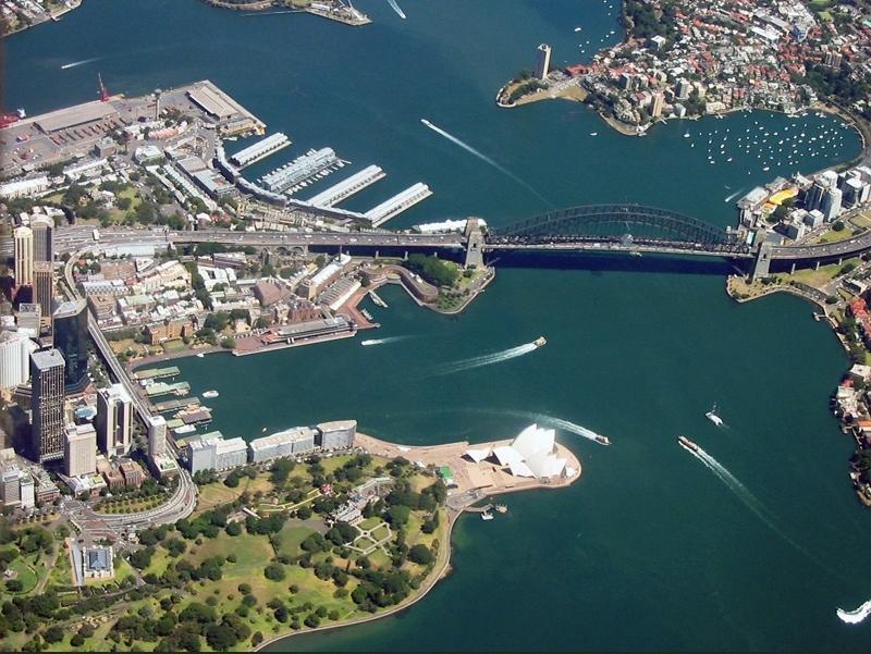Holiday Lodge Hotel * Sydney