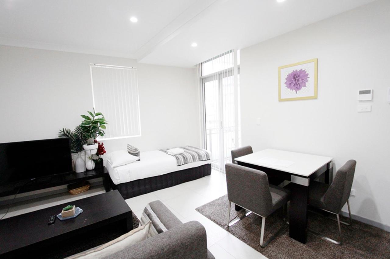 DD Apartments on Broadway 4*