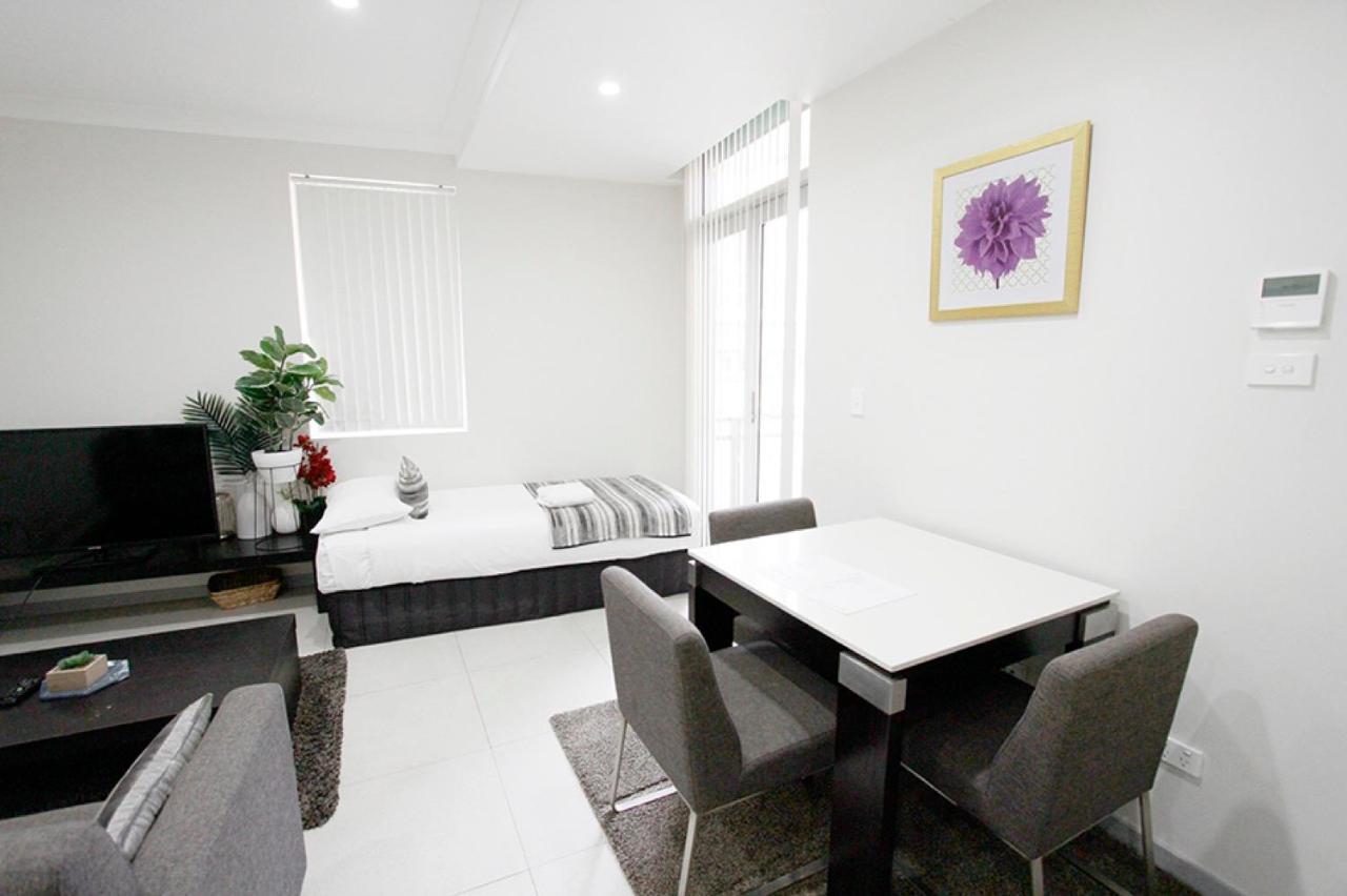 DD Apartments on Broadway 4*