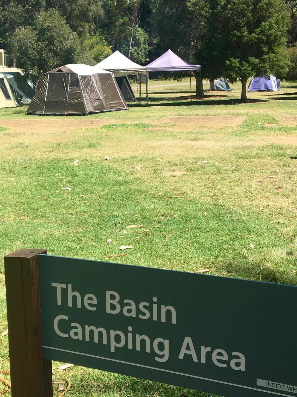 Luxury tent Basin Ku Ring Gai Campsite Set Up