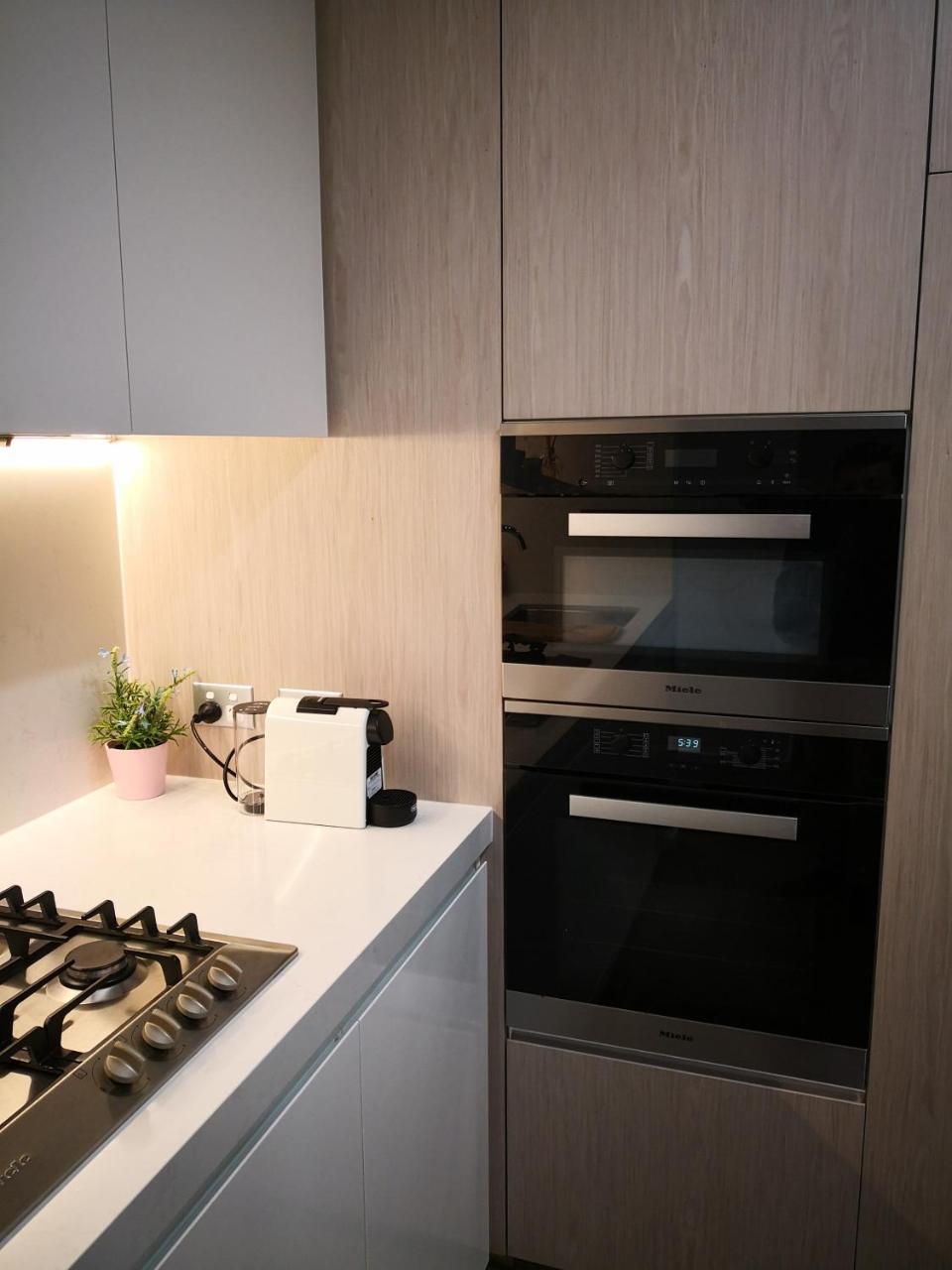 Barangaroo Waterview Luxury Apartment *