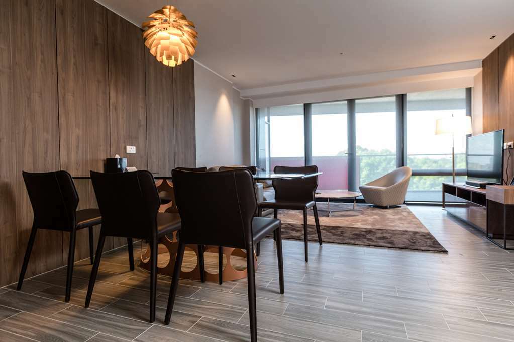 The Branksome & Residences 5*