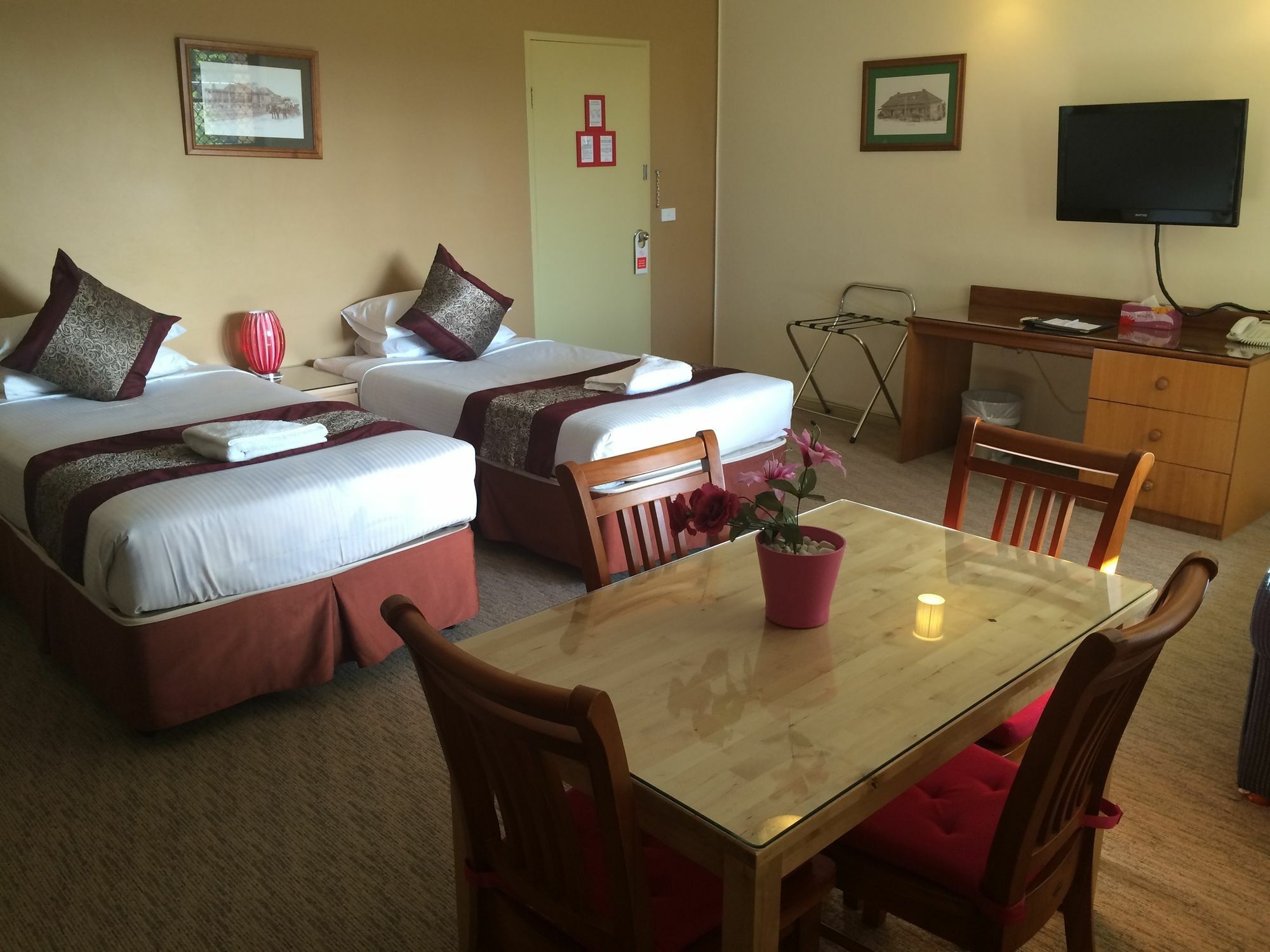 Ryde Hotel 4*