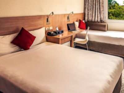 Hotel Ibis Airport