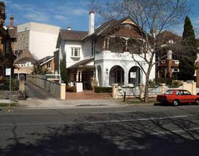 Mclaren - North Hotel 3*