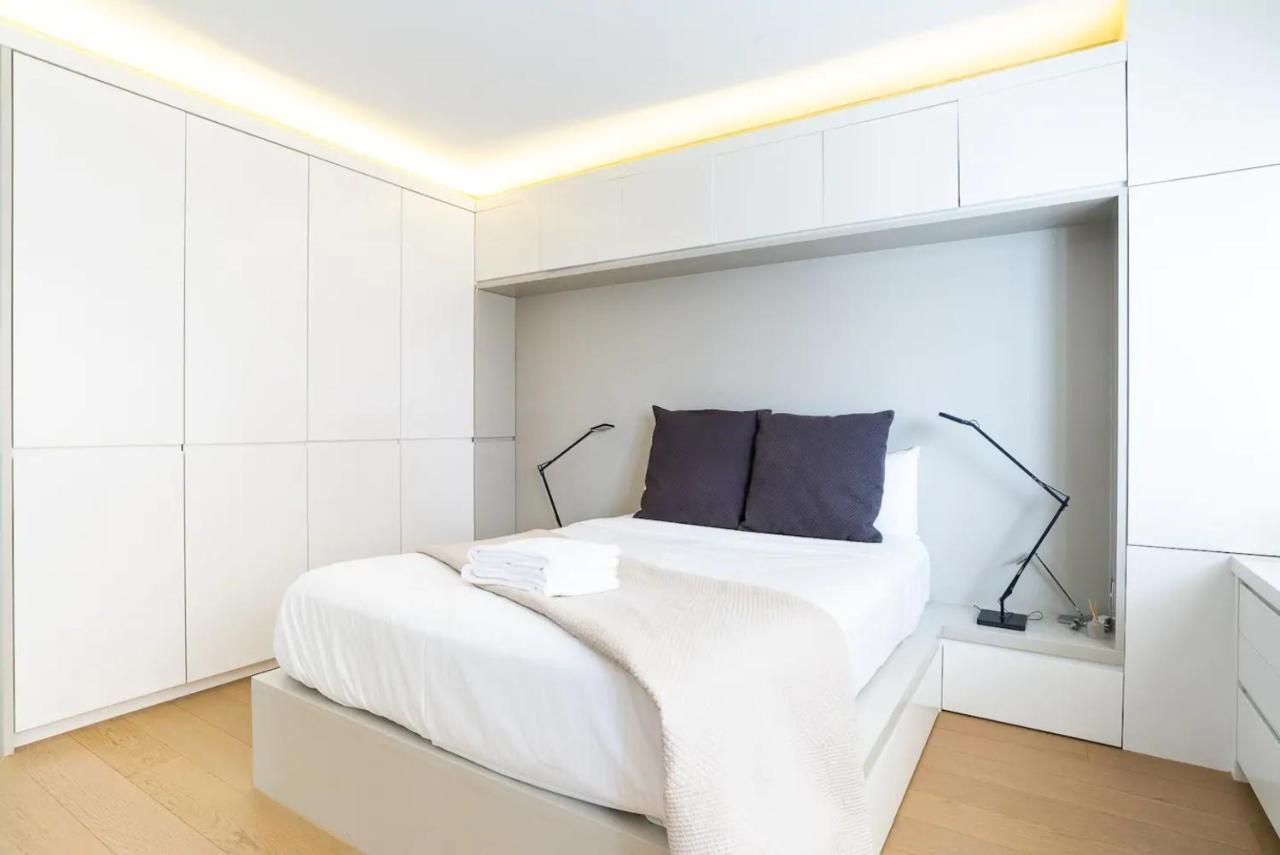Bay View 2 Bedroom * Sydney