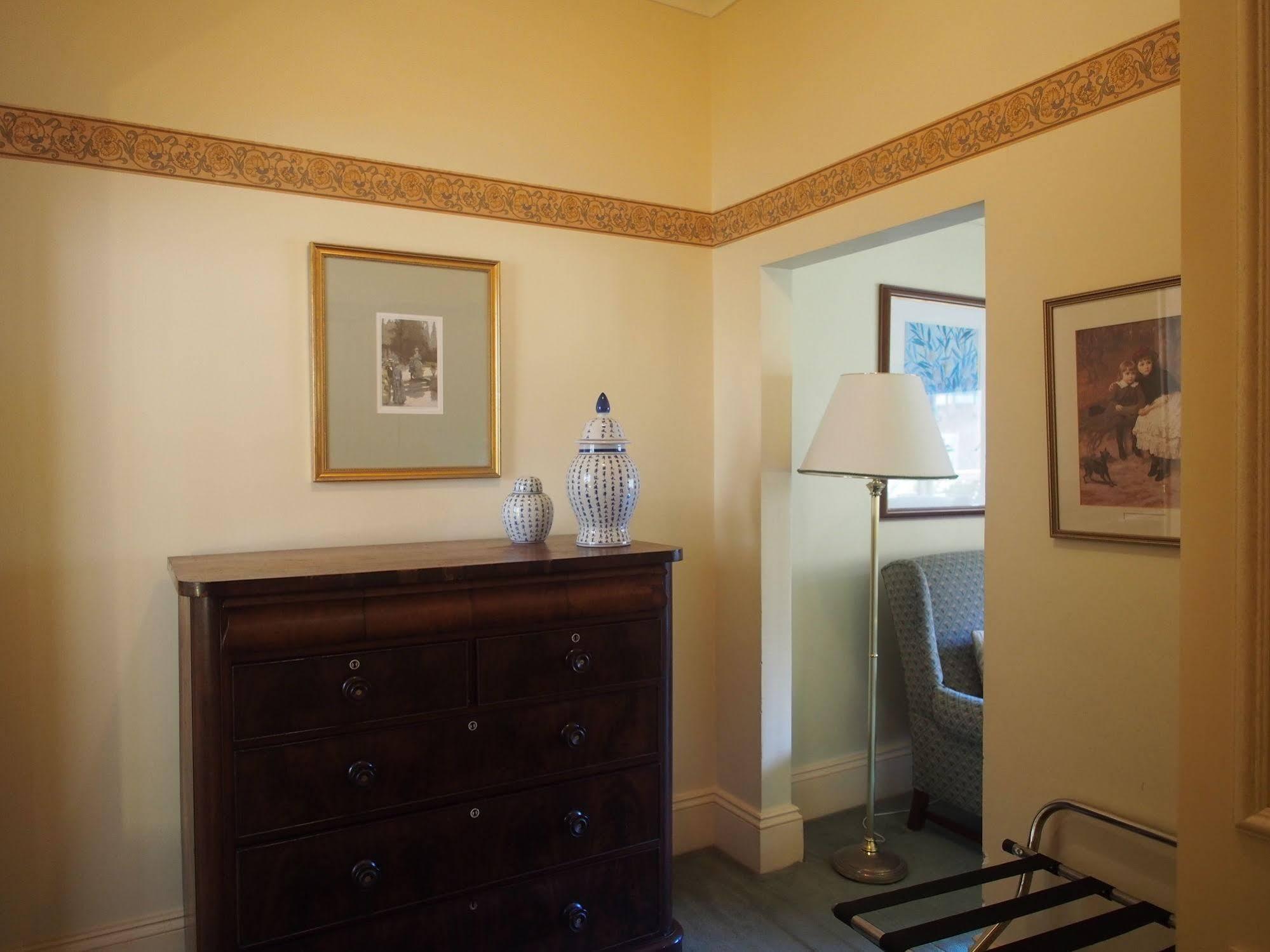 Simpsons Of Potts Point Hotel 4*