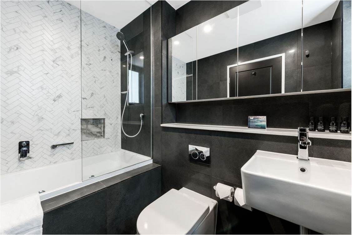 & - Parramatta Marsden Street By Ihg 4*