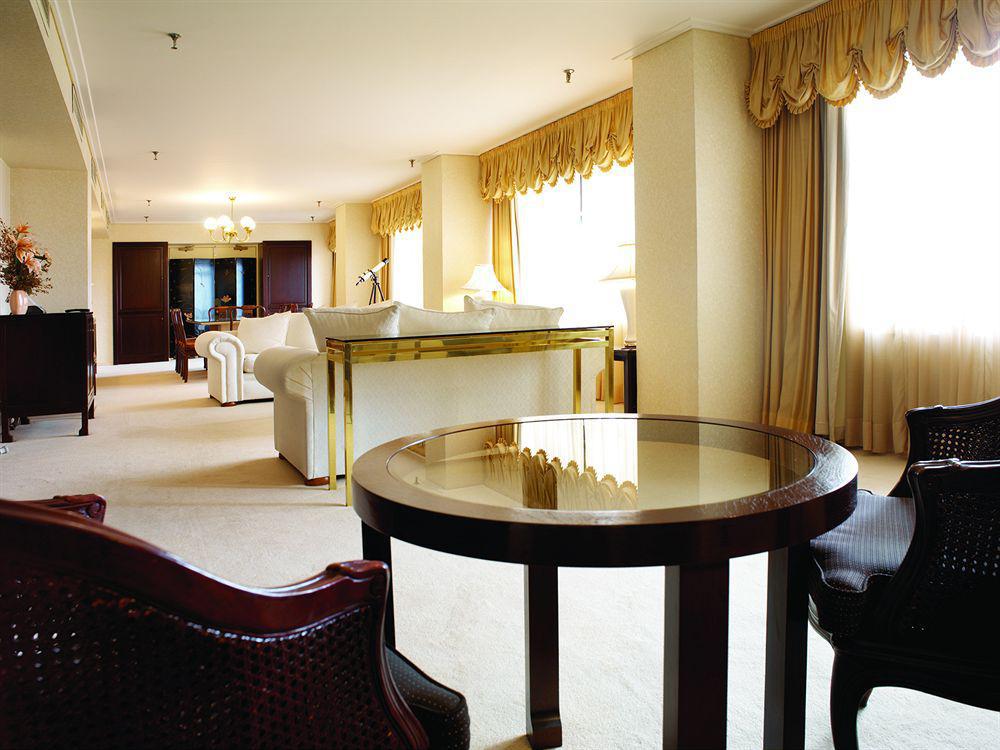 The Boulevard 4*
