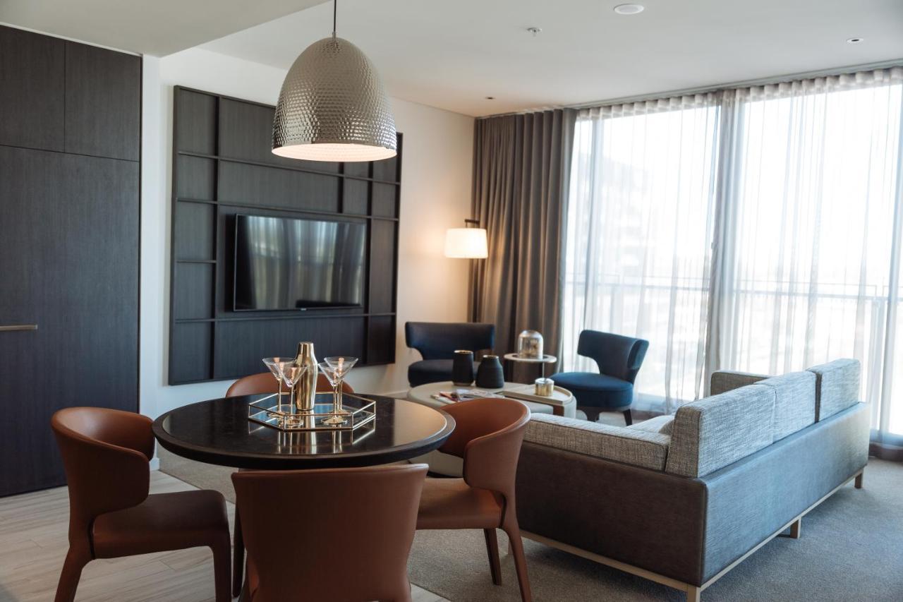 One Global Square Hotel