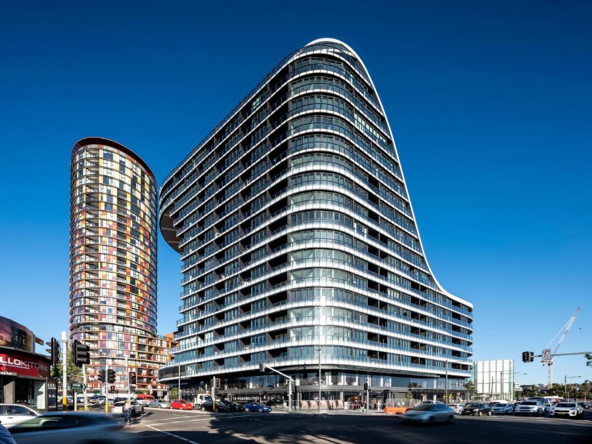 Hotel One Global Square 5*
