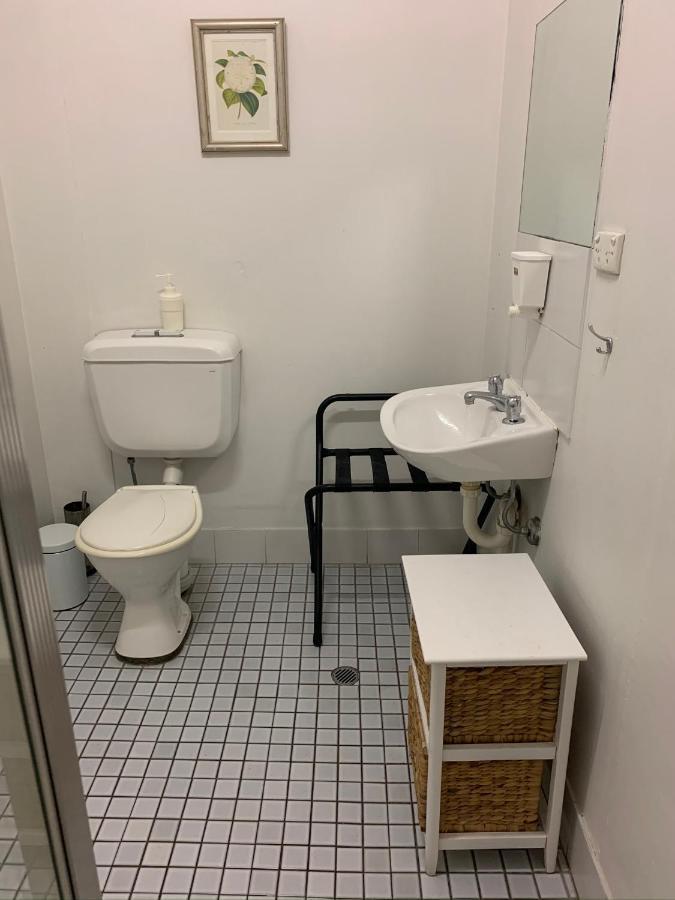 Woolbrokers Darling Harbour Hostel