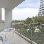 Cozy 2Br W Free Parking Near Westfield Parramatta