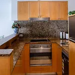 Great Studio Apartment With Balcony Bond1009 Self- Catering