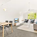 Pristine 2-Bed Near Marrickville Village