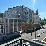 Sydney Riseon Hotel