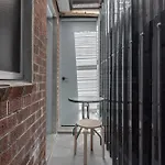 Homely Double Room - Ac - 1Min Walk To Central - Close To Darling Harbour Chinatown Cbd - Shared Bathroom