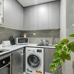 Chic Double Room - Ac - Next To Central Station - Nearby Cbd Usyd Uts Top Viewed Bistros - Shared Bathroom