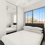 Polished 2-Bed Unit In The Heart Of Parramatta