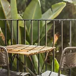 Balmoral Beach Front 2 Bedroom Waterview Mosman