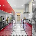 Comforting 2Br House & Fishmarket & Casino-3 Mins Walk